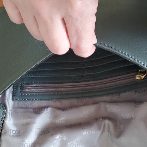 Michael Kors bag - Picture 4 of 7